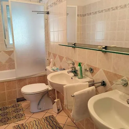 Appartement With Parking Space Barbat, Rab - 23300 *