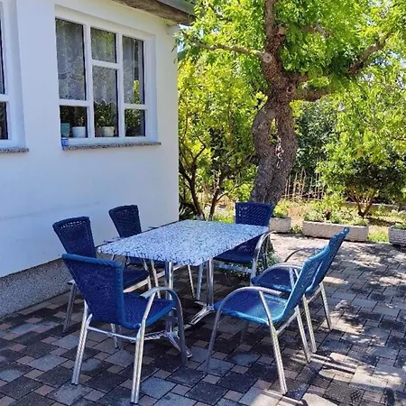 Apartment With A Parking Space Barbat, Rab - 23300 Rab Town